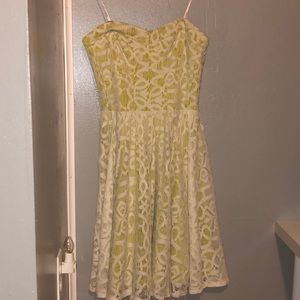 strapless lace dress